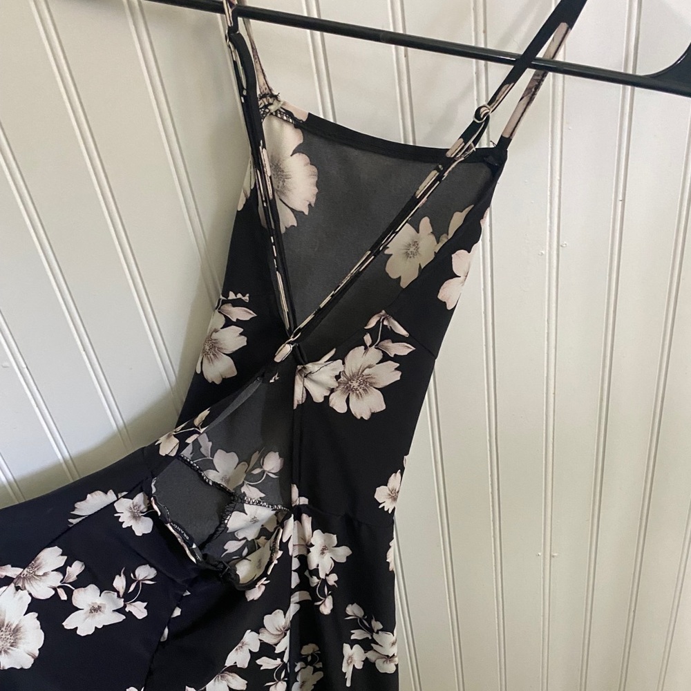 Brandy Melville floral dress